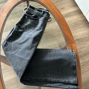 Women’s jeans NWT